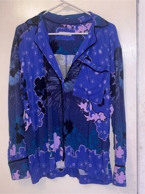 Women's Blue Floral Button-Front long sleeve shirt